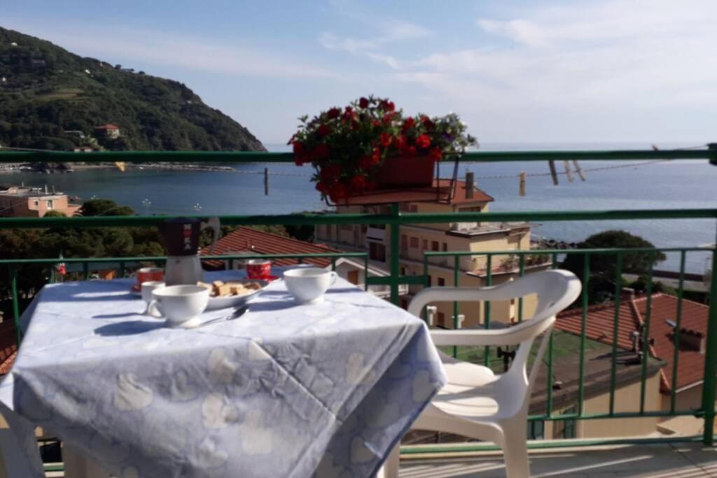 Splendido Appartamento Vista Mare Levanto Exterior foto